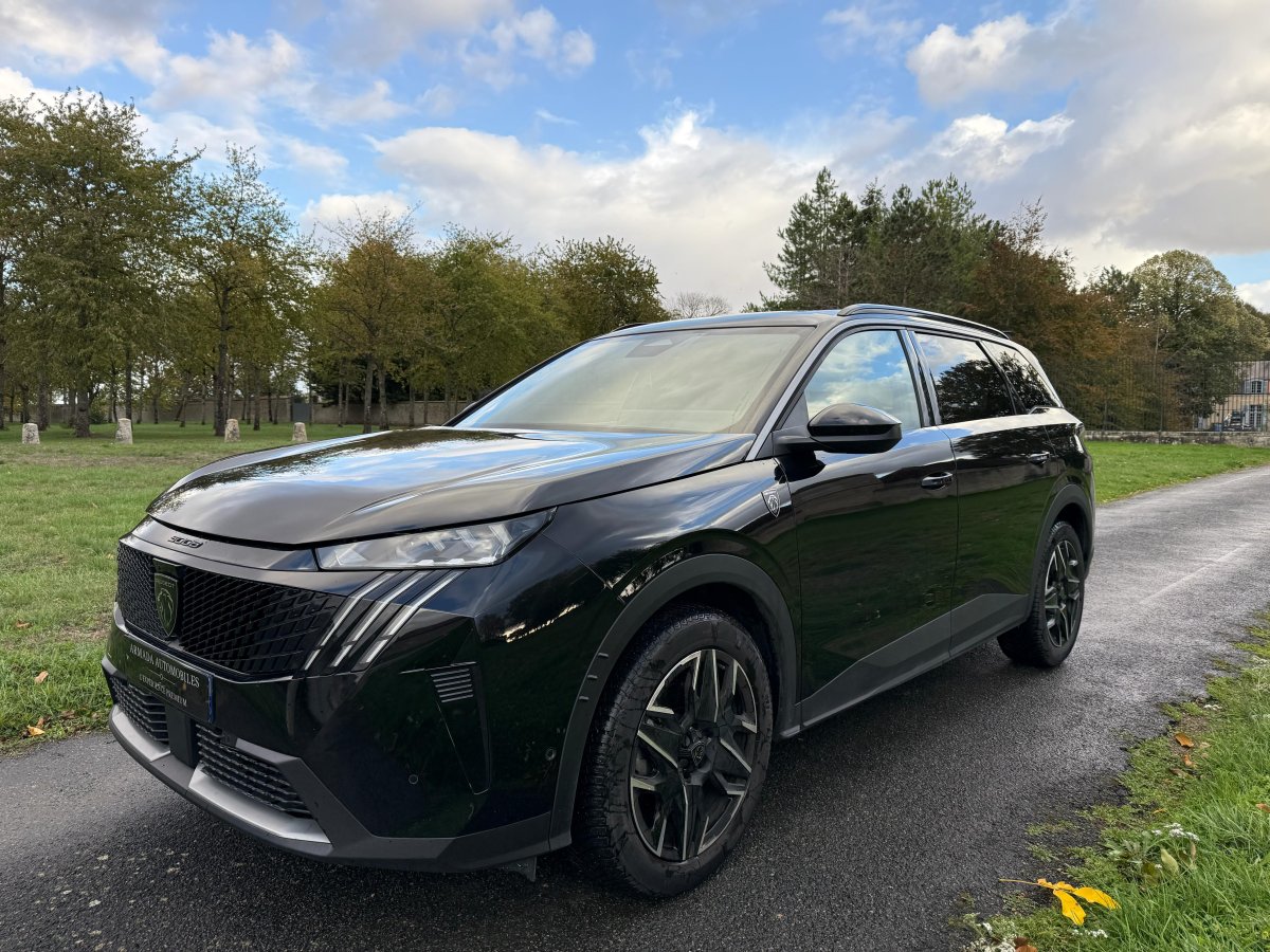 Peugeot 5008 GT Hybrid 136 ch 7 places noir, Armada Automobiles Pithiviers