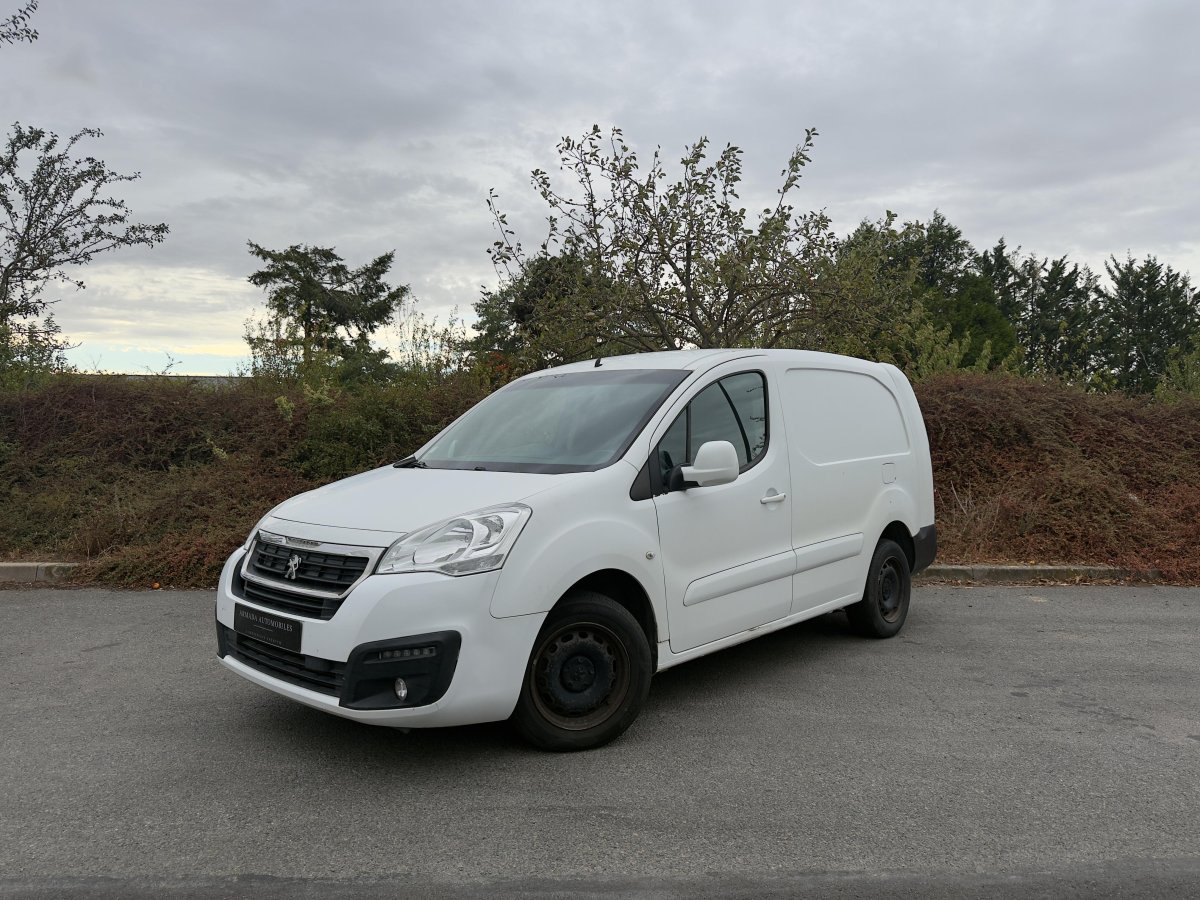 Peugeot Partner 1.6 BlueHDi 100 ch L2 Long blanc, Armada Automobiles Pithiviers